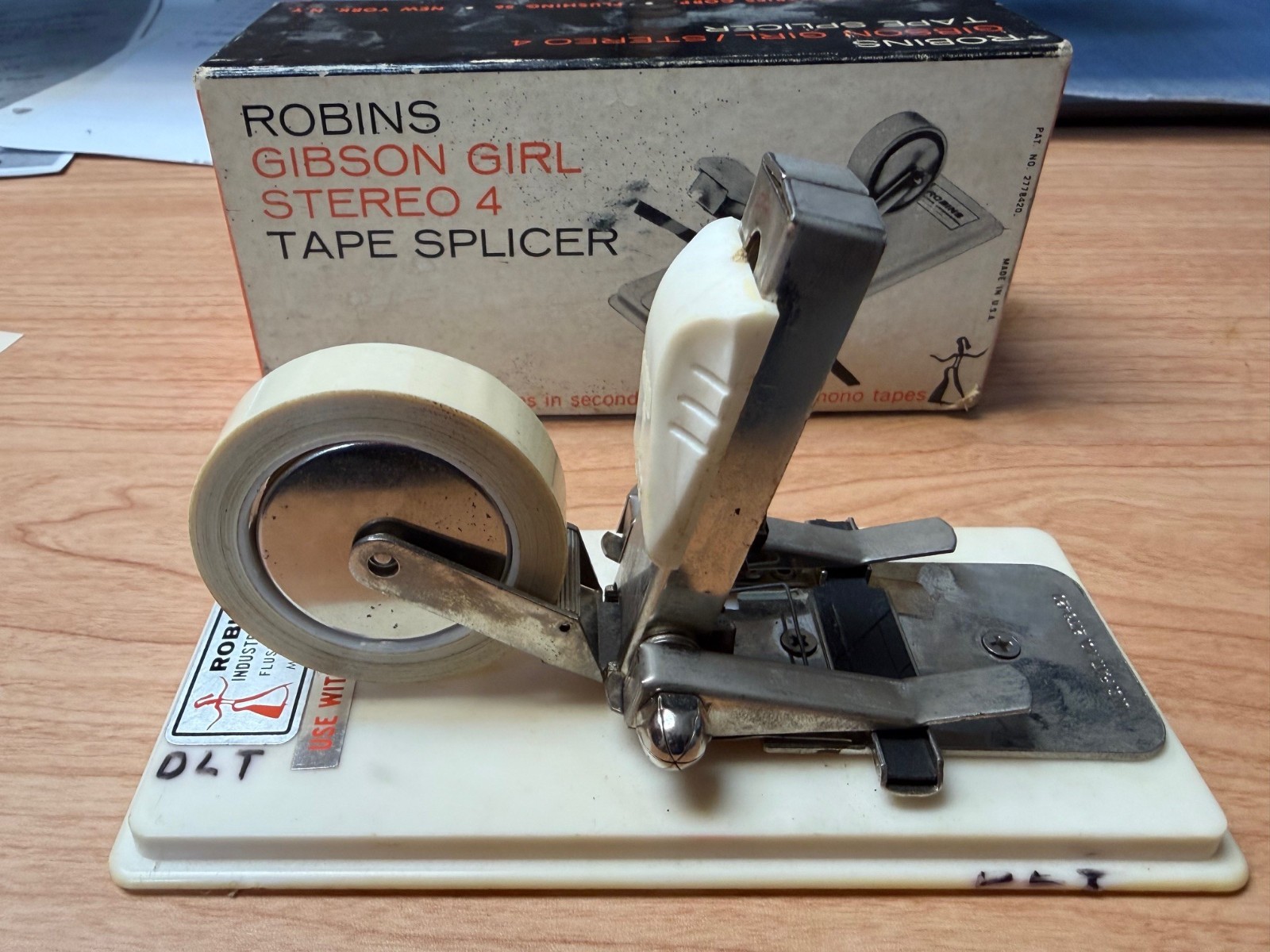Vintage Robins Gibson Girl Stereo 4 Tape Splicer TS4-S with Box And Tape