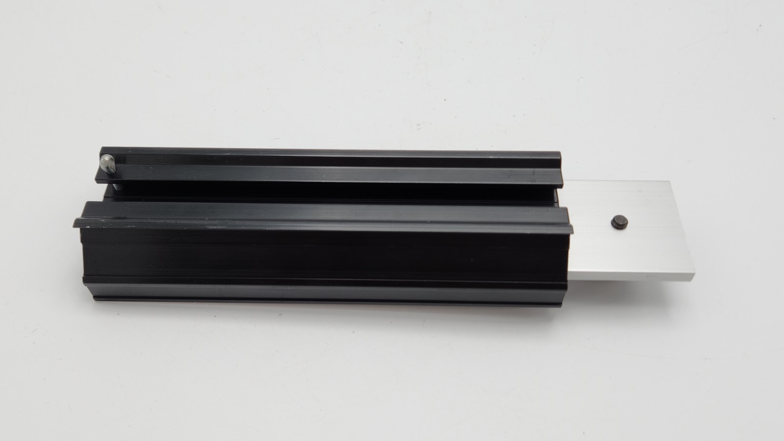 Sinar 5 7/8″ Rail Extension Black for Alpina A-1 4×5 Rail Camera