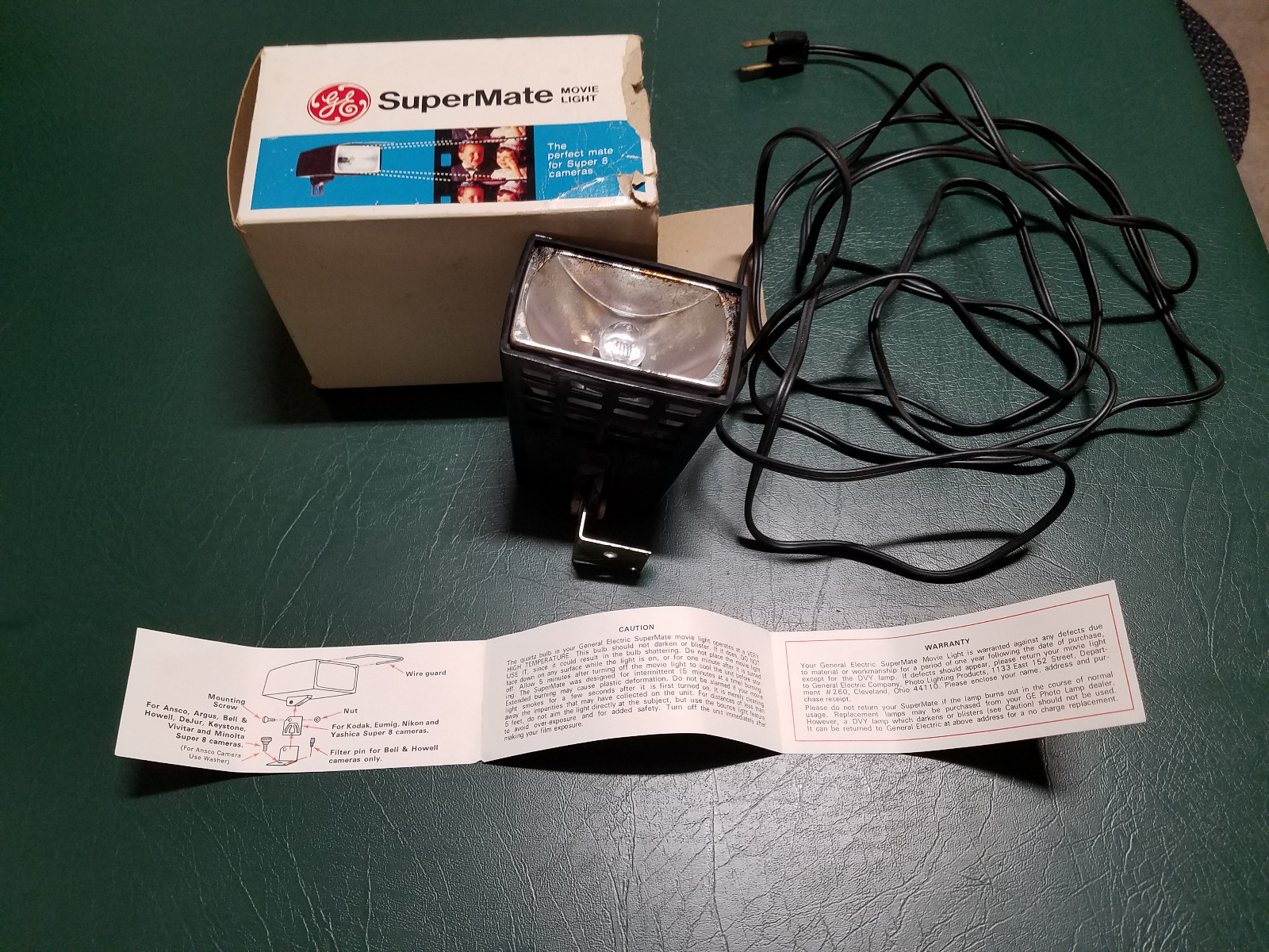Vintage GE SuperMate Movie Light Model SM-1 with Instructions