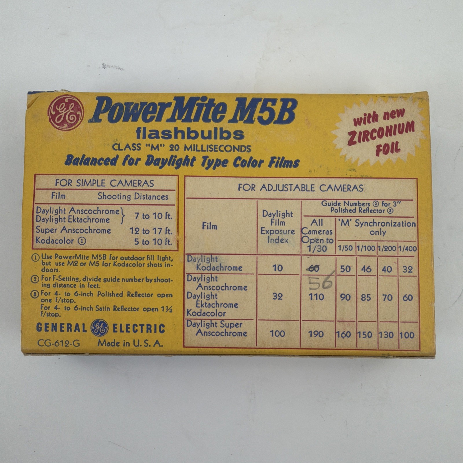 Package of 12 GE Power Mite M5B Blue Flashbulbs NOS Brand New Vintage Bulbs