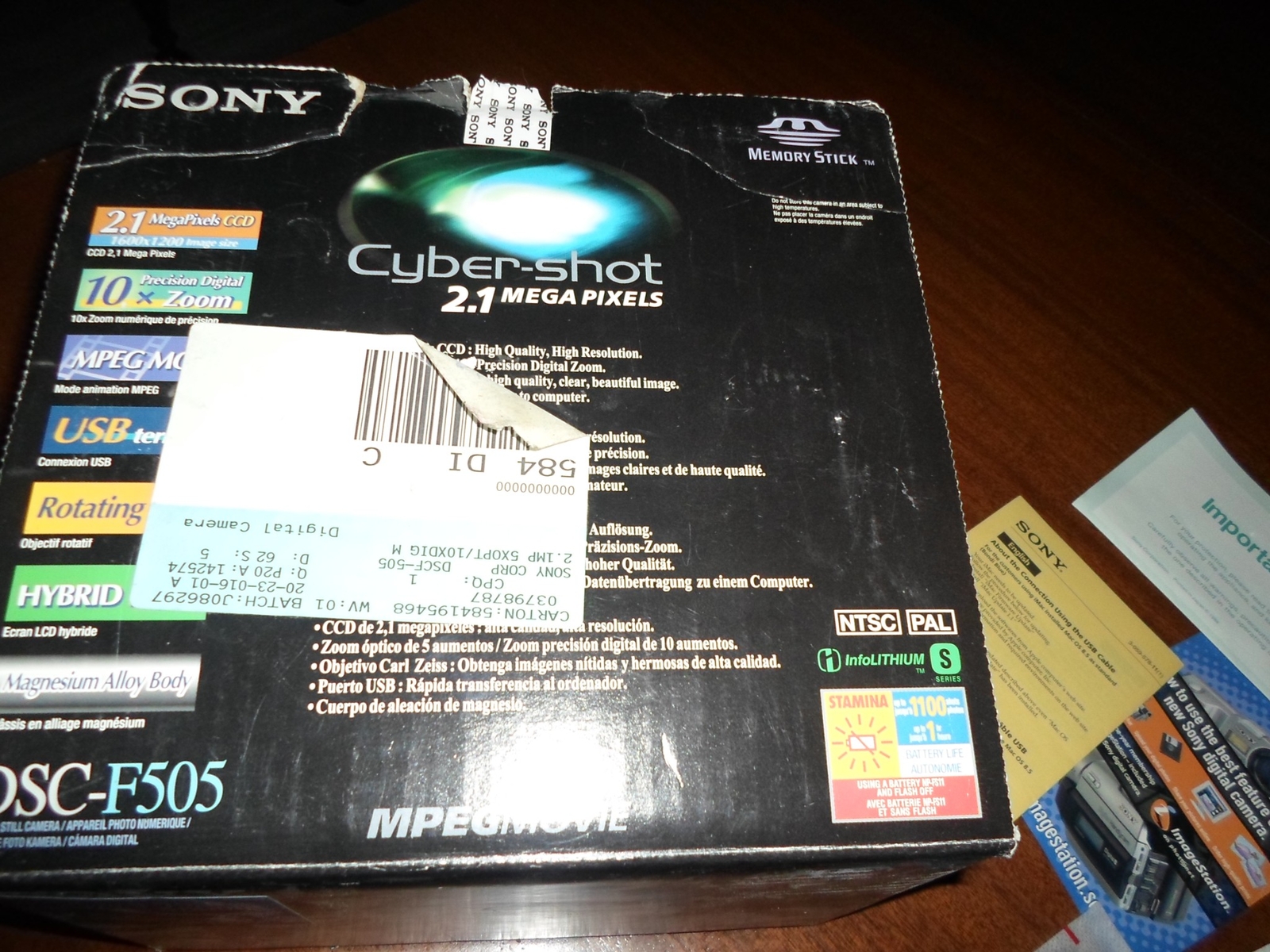 BOX – PAPERWORK – accessories ONLY – for Sony Cybershot DSC-F505 – lens cap, CD