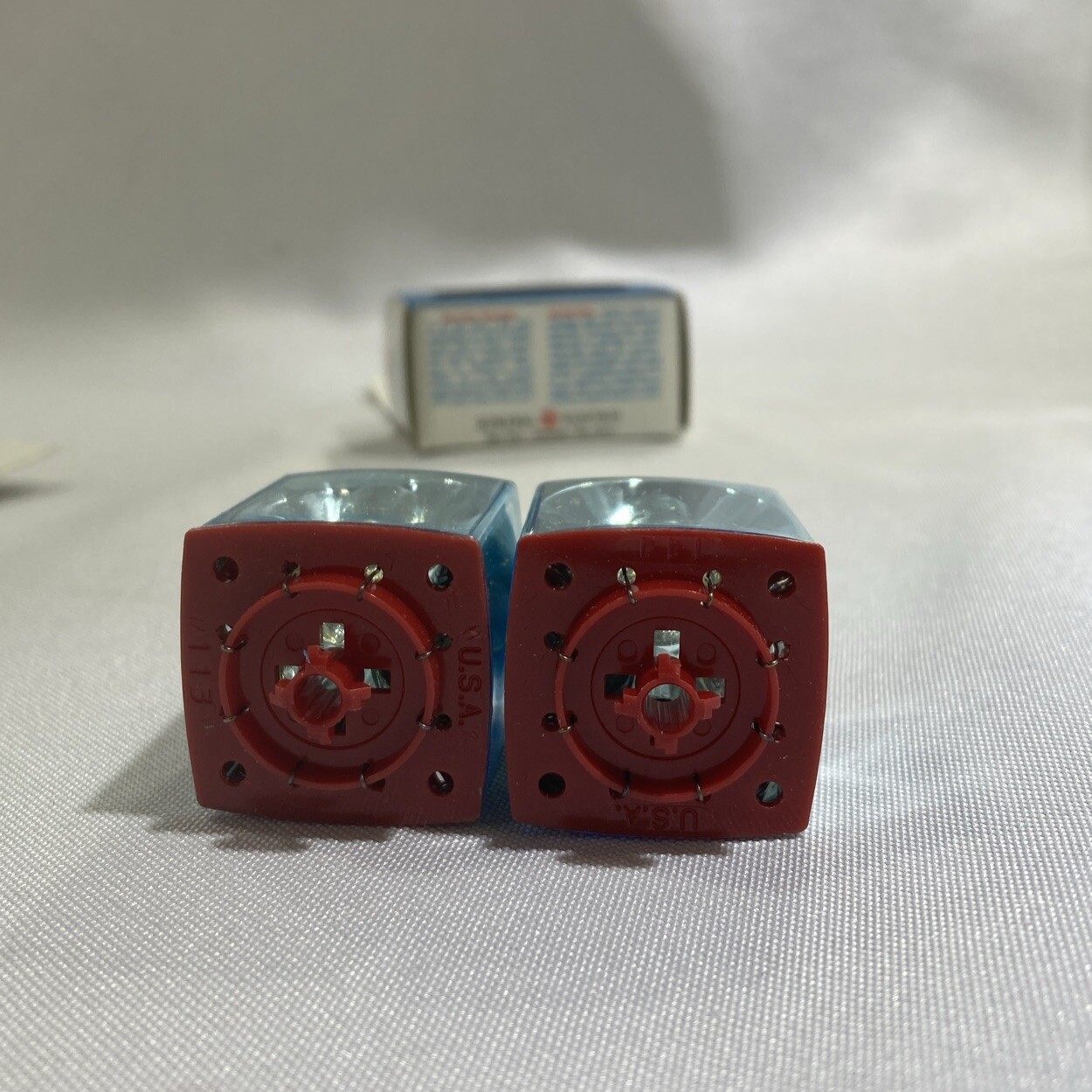 Vtg GE Hi-Power Cubes For Polaroid Cameras Set Of 2