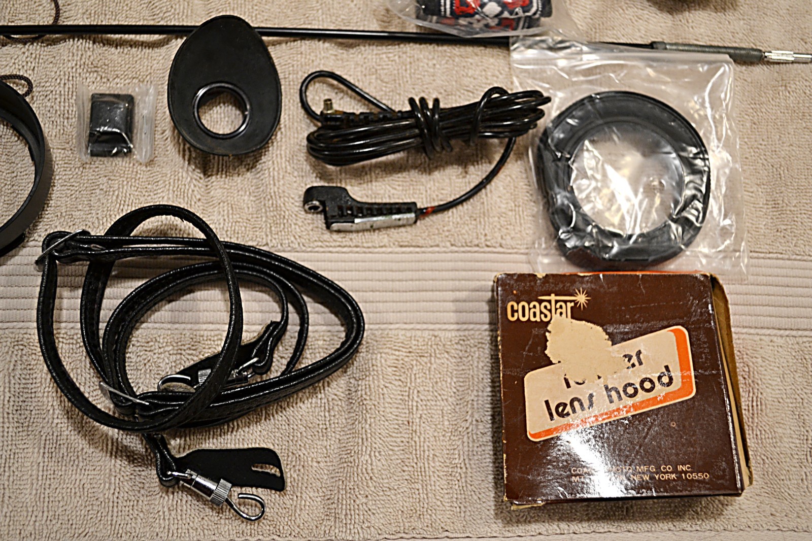 Lot of Vintage Camera Equipment and Accessories. Nice Items.