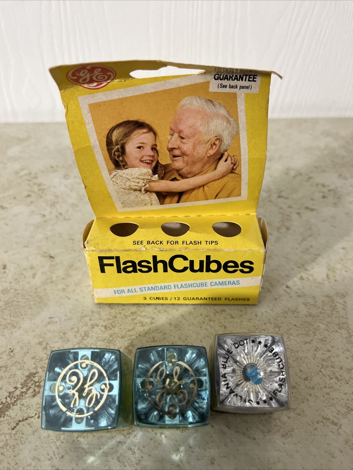GE Flash Cubes New Old Stock 2 Cubes And Sylvania Blue Dot