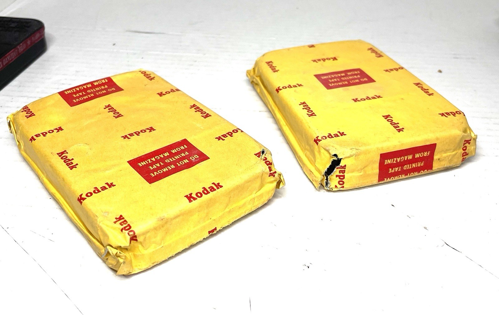 VINTAGE 3 LOT CINE-KODAK 16mm MOVIE FILM MAGAZINE EXPIRED & UNUSED L@@K!!