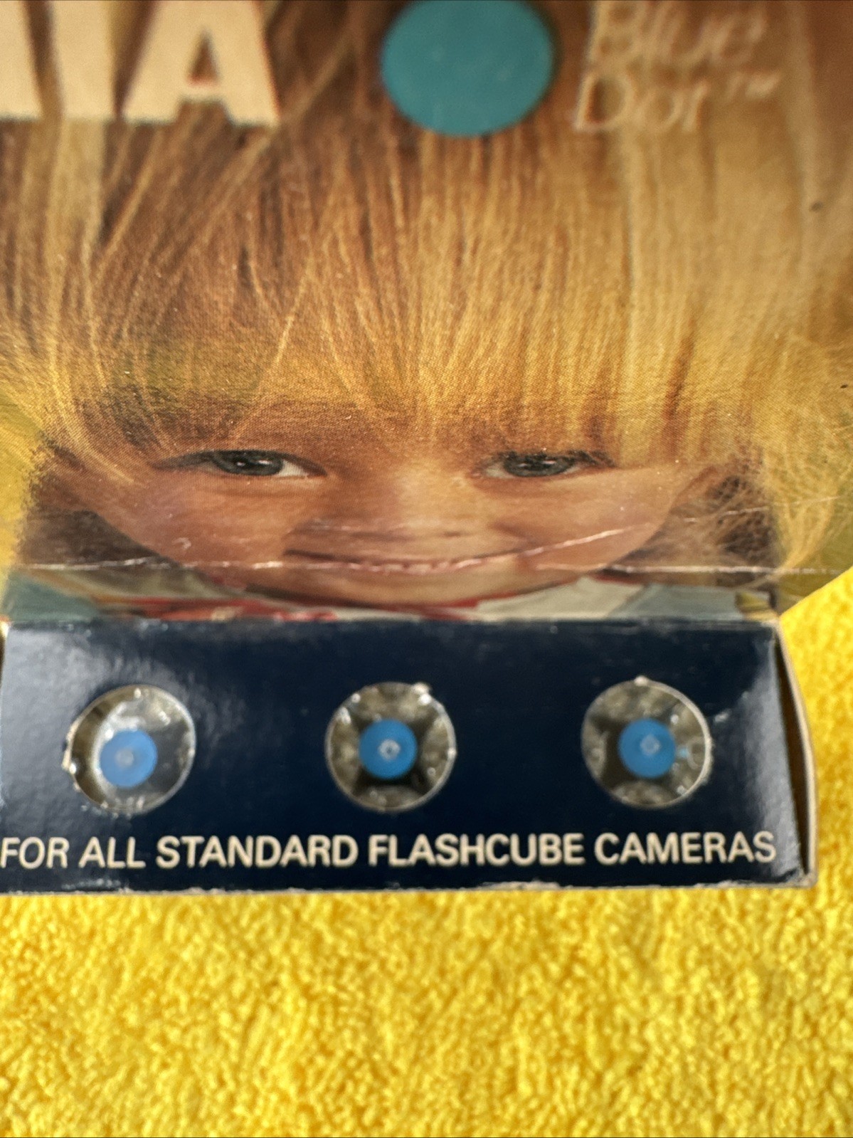 VINTAGE Sylvania Flash Cubes Blue Dot 4 Boxes Of 3 Cubes Each 48 Flashes