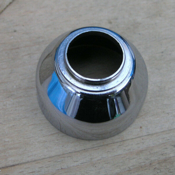 Koroll ,Relex screw in small Lens Hood 20mm thread italian