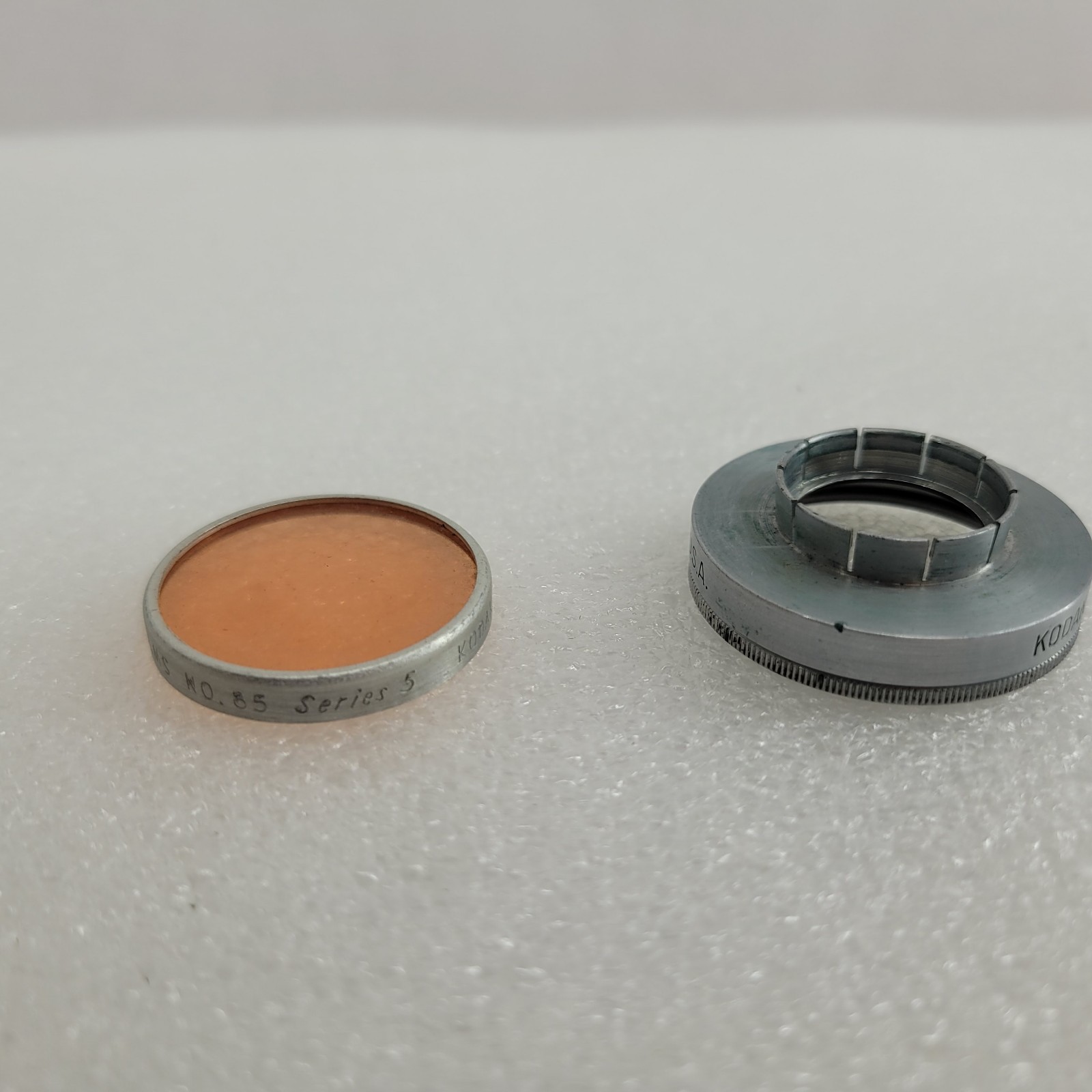 VINTAGE KODAK SERIES V FILTER ADAPTER RING 3/4 IN. 19MM Plus Daylight Filter