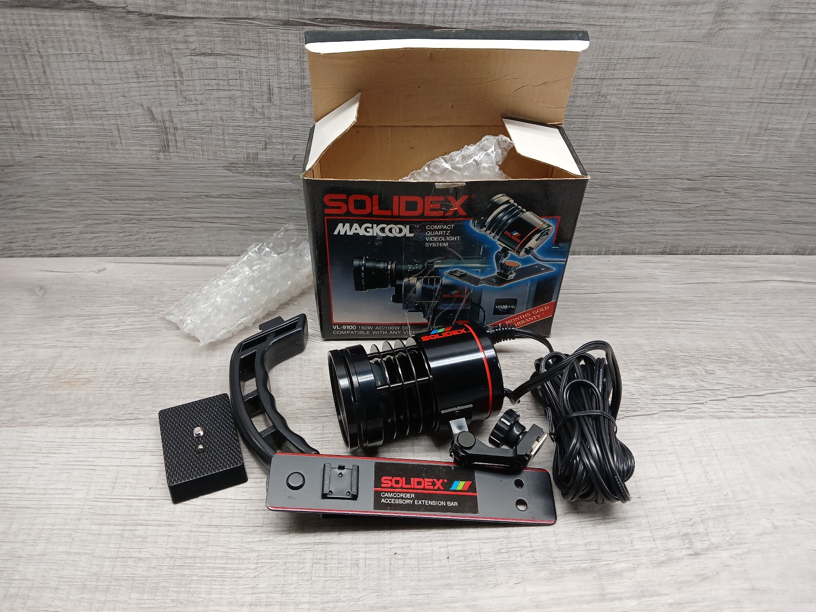 SOLIDEX “Magicool” – Quartz “Camcorder” Light for Filming – New in opened Box