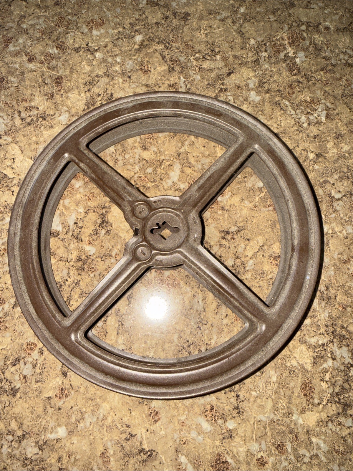 16 mm VINTAGE Motion Picture Film Projector Reel Empty 7″ Brown