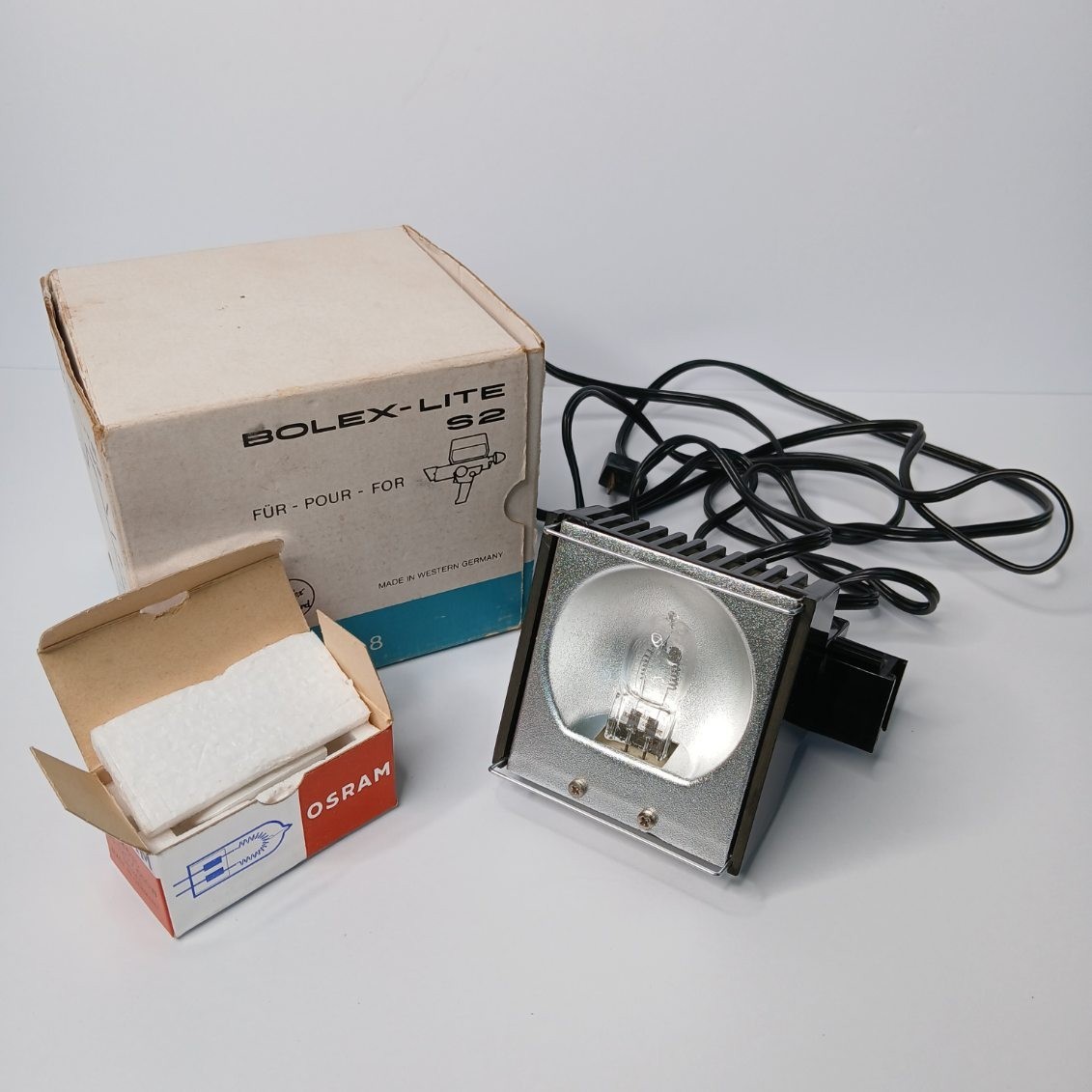 Vintage Bolex – Lite S2 Super 8 Camera Light 650 W W/ Bulb & Box Tested Works