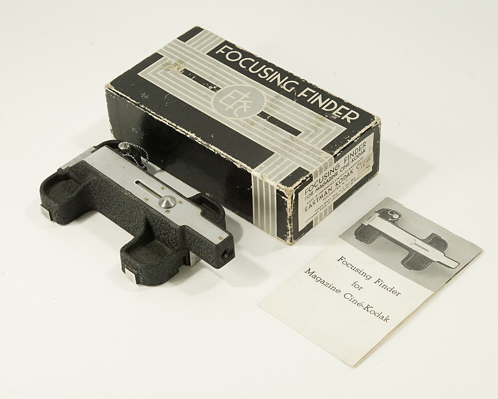 KODAK FOCUSING FINDER FOR MAGAZINE CINE-KODAK + MANUAL, BOXED/219538