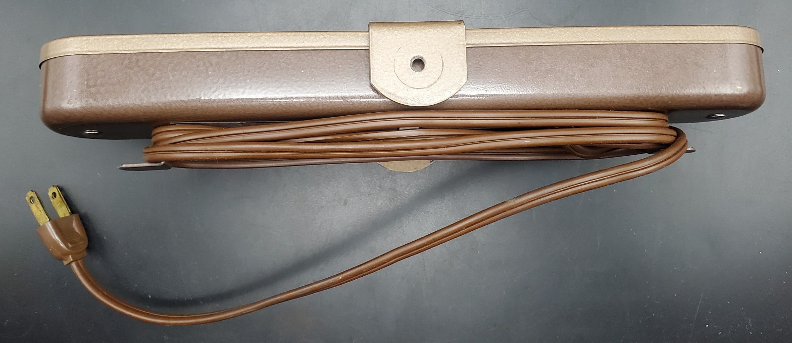 Vintage Logan Lite Deluxe 2 Lit Bar