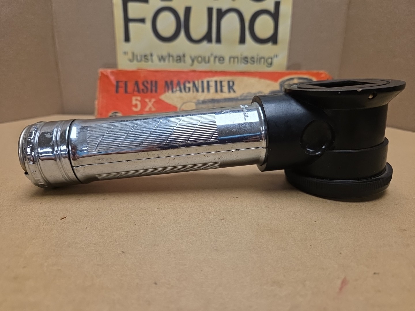 Vintage Light House 5X Flash Magnifier *SEE PICS