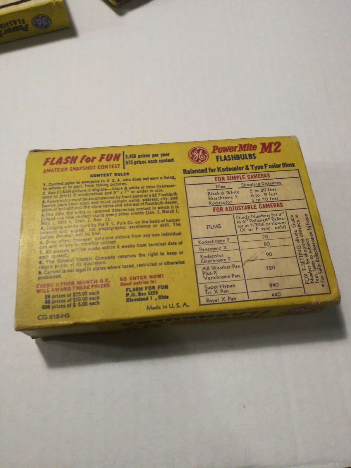 Vintage General Electric Power Mite M2 Flashbulbs 10 Bulbs & Box