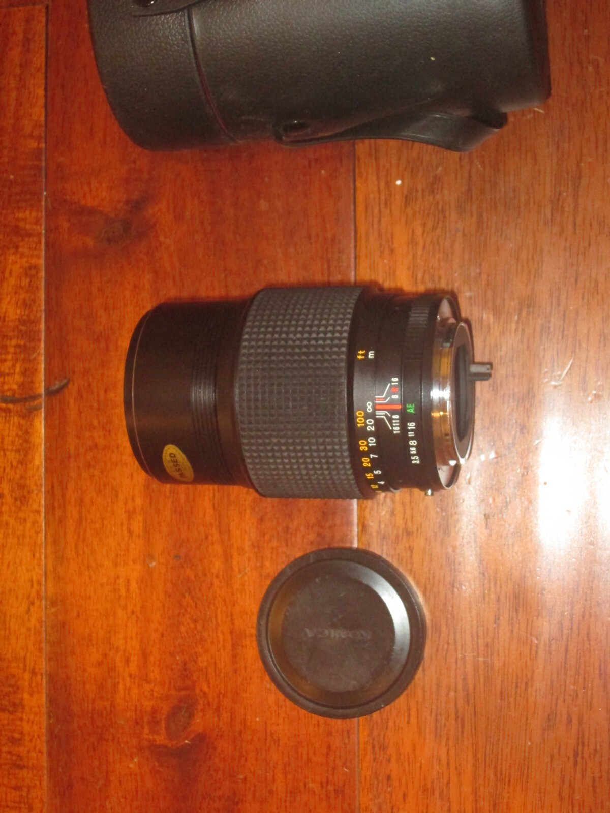 KONICA HEXAR AR 135MM F/3.5 PRIME TELEPHOTO LENS GREAT COND.