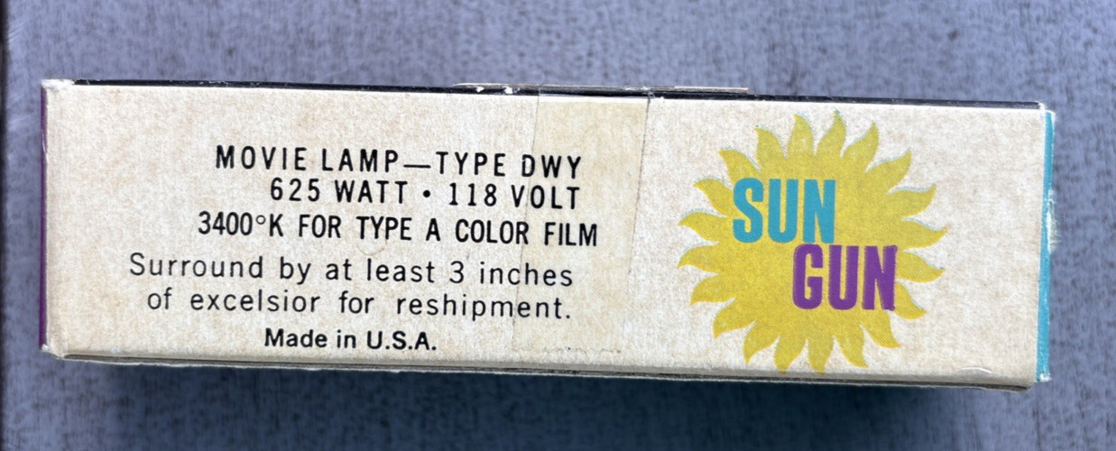 Vintage Sylvania Sun Gun Movie Light w/Original Box Works Great! Model SG-50
