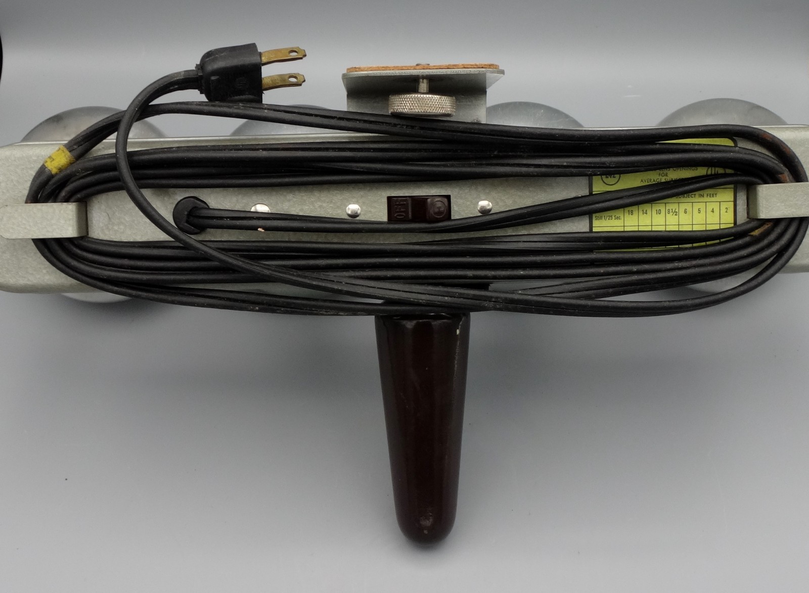 Vintage 1957 Smith Victor L-41 Straight Bar 4 Socket Movie Camera Light Bar