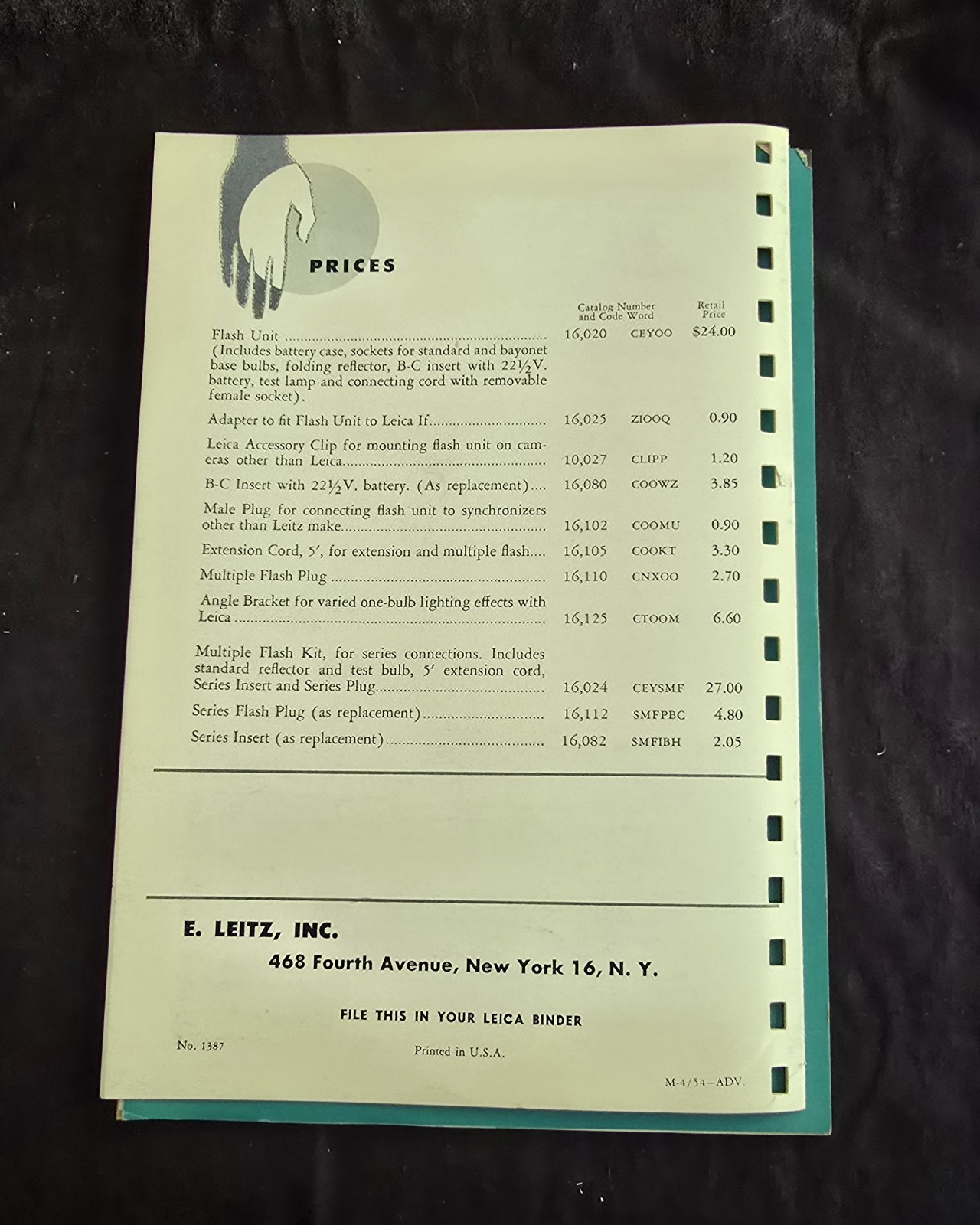 Leitz Wetzlar Synchronblitzer Flash w/ Cable & Original 1954 Manual