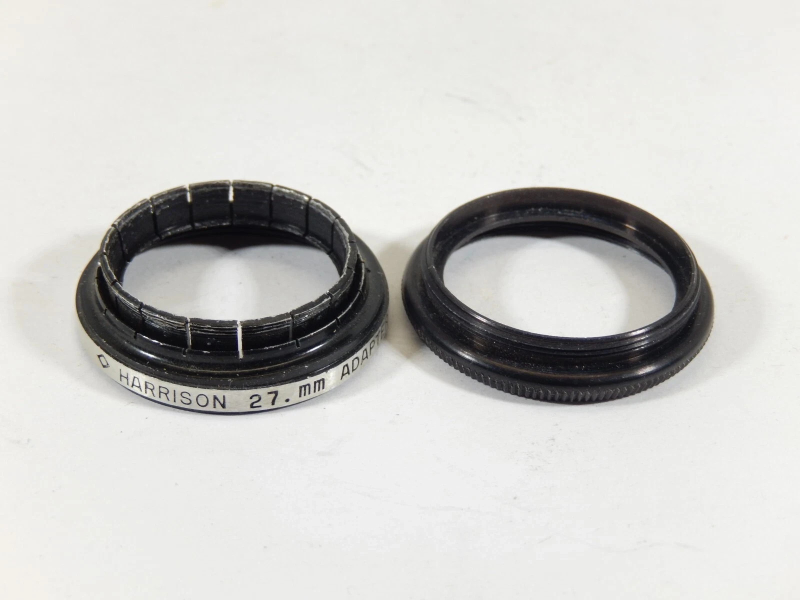 VINTAGE HARRISON 27MM SIZE V SLIP-ON LENS ADAPTER & RETAINING RING