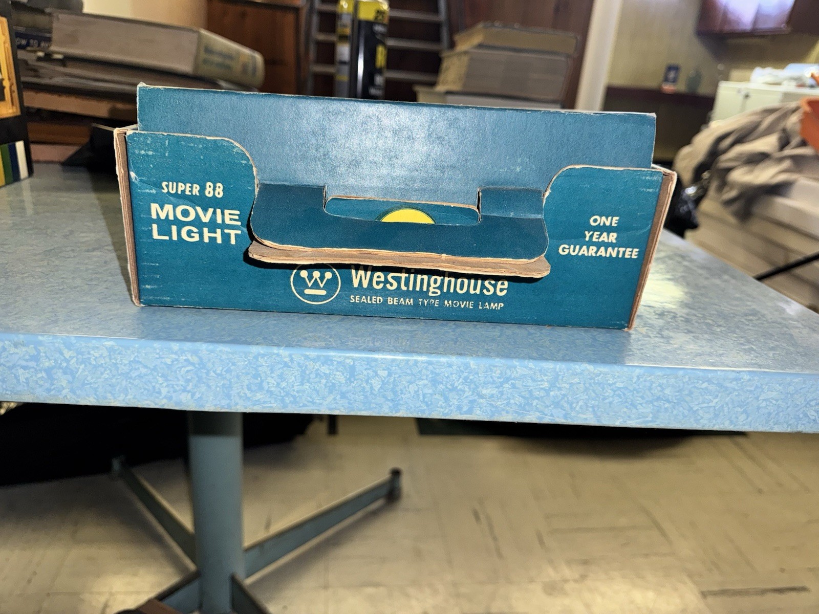Westinghouse Super 88 Movie Light Sealed Beam Type Universal Compatible
