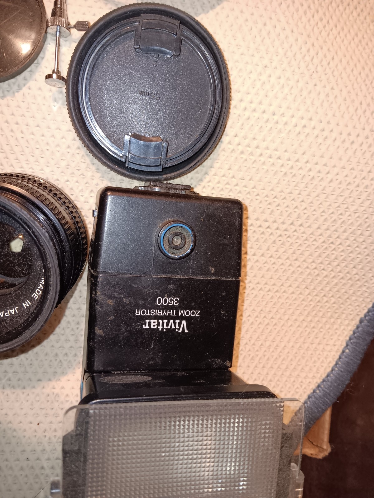 VINTAGE LOT OF CAMERA LENS, FLASHES LENS COVER, LENS CASES