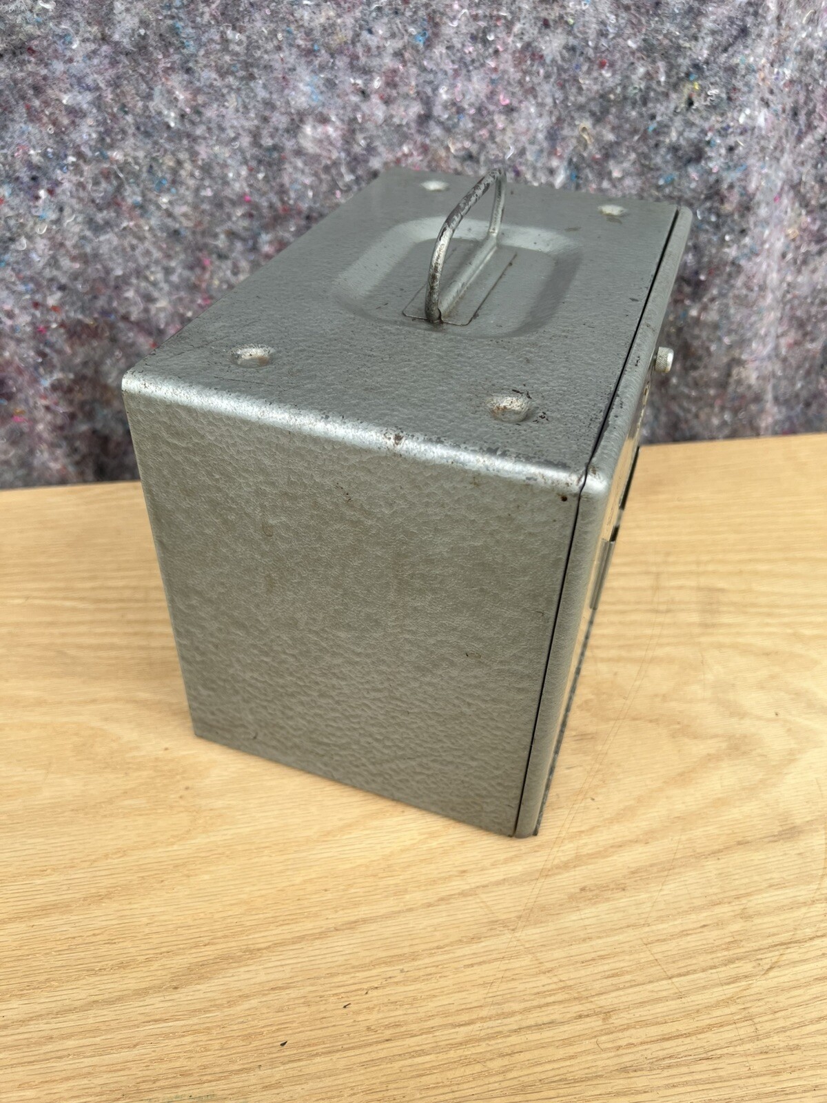 Brumberger Vintage Metal Super 8 Storage Case with 8 Film Containers & Reels