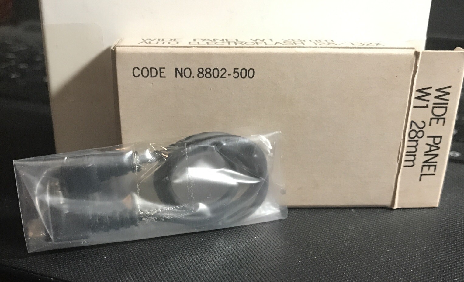 VINTAGEorigPkg&Box “WIDE PANEL W1 28mm AUTO ELECTROFLASH 128/132X” ConnecterPart