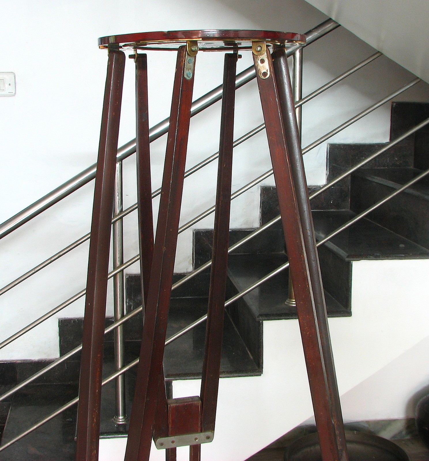 Wood & Brass Tripod With Tripod Head/Platform For 12×15″ Field Camera, Rare ULF