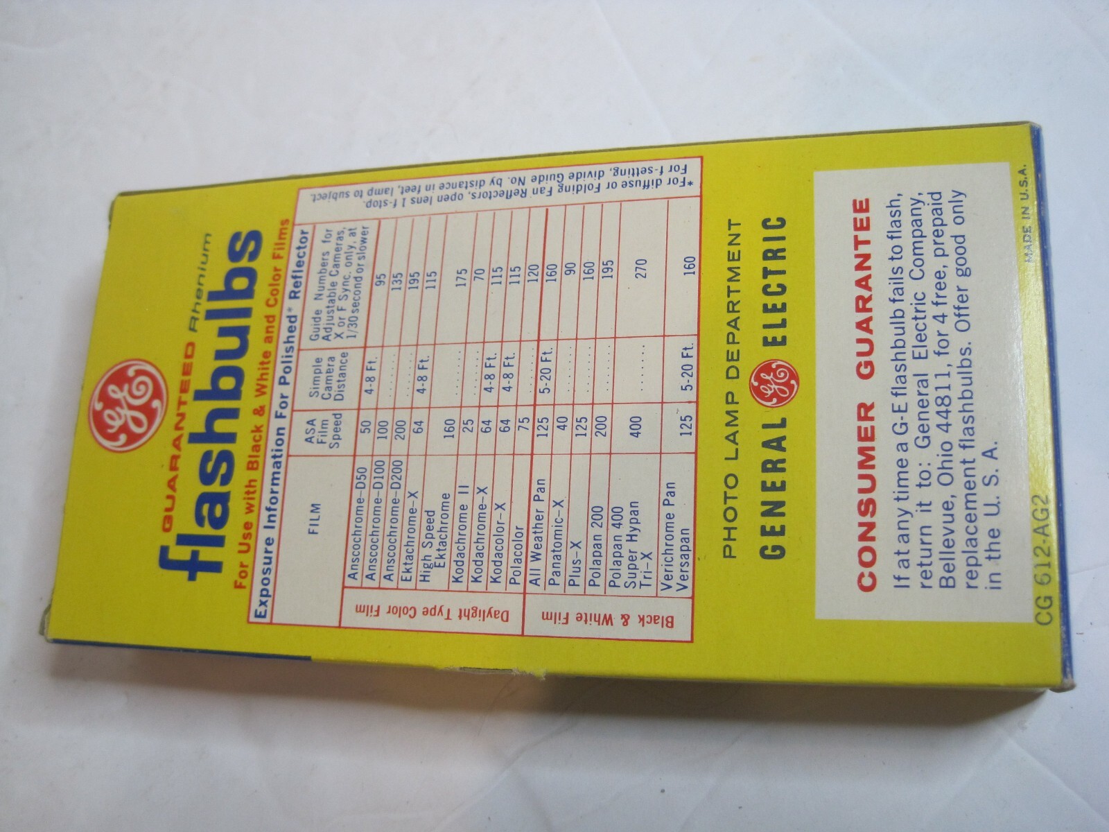 GE Flash Bulbs 5B Box of 12 Camera Flashbulbs General Electric New Old Stock NOS