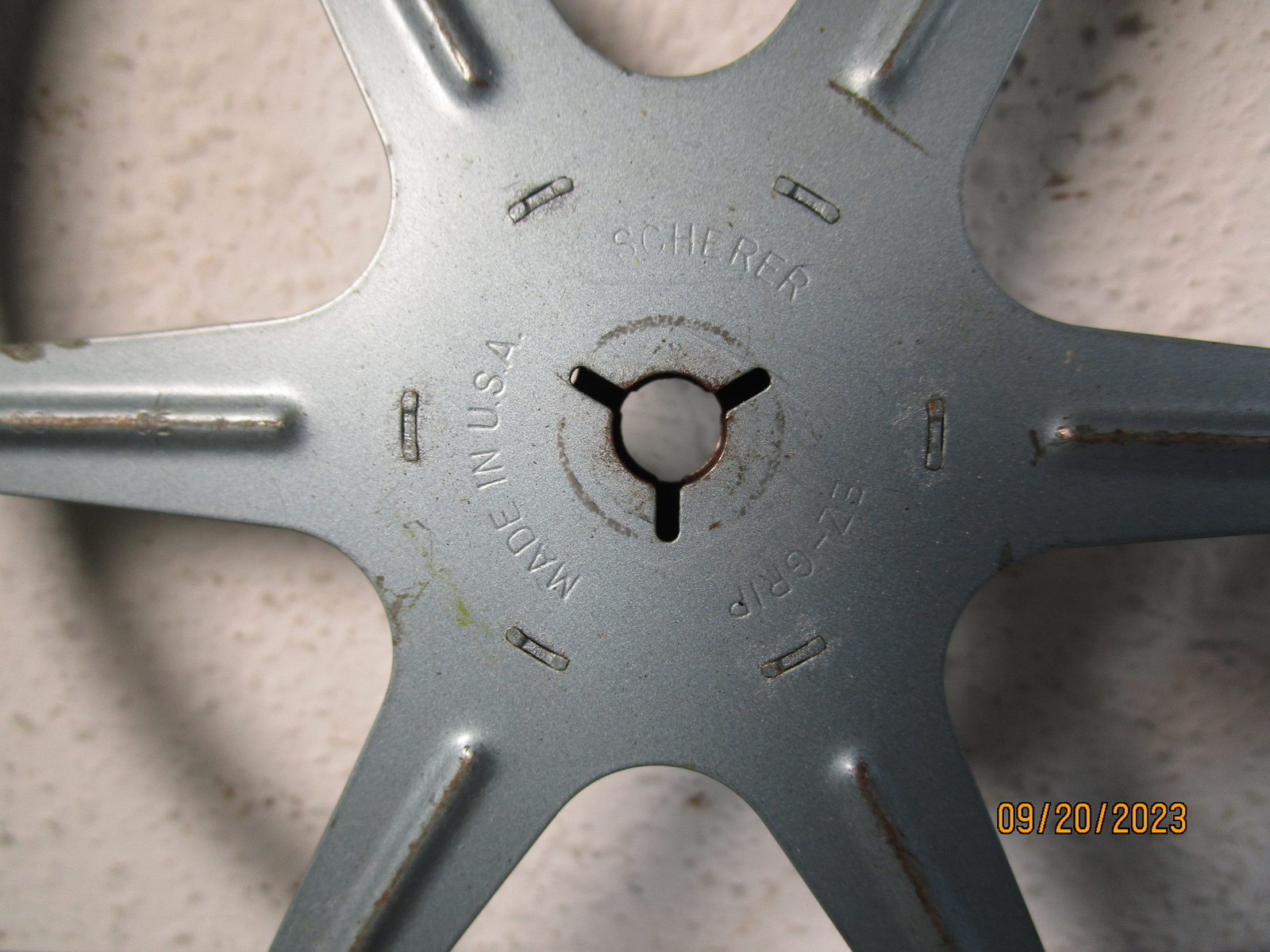 Vintage Scherer Ez Grip Reel & Reeline Reels