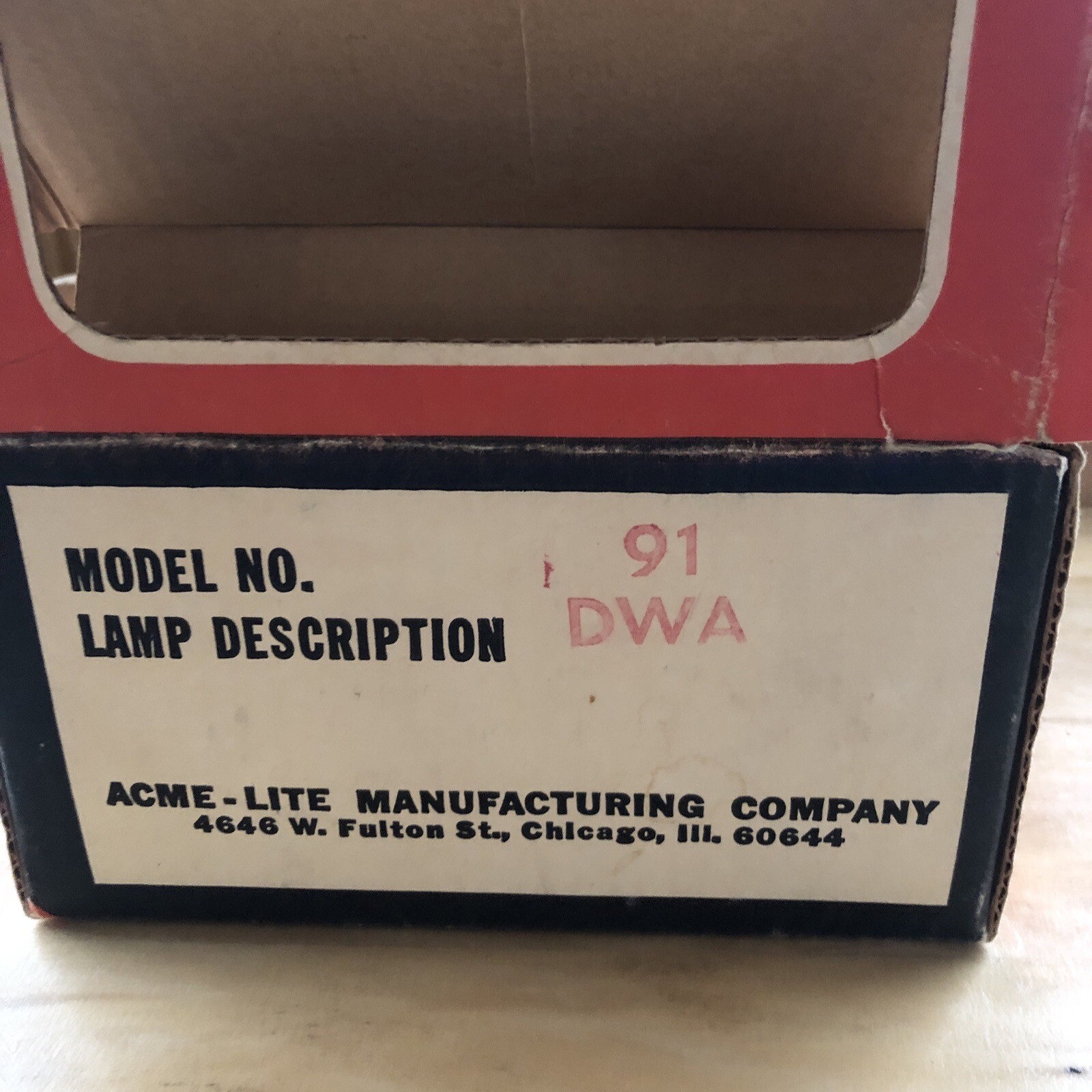 Acme-Lite Cameralite with Universal Mount for Super 8 Cameras with Original Box