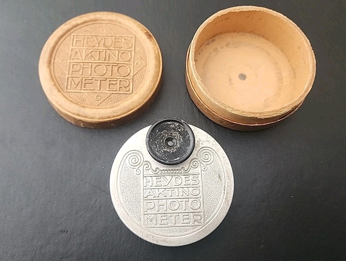 Antique Photographica – Heydes Aktino Photo Meter, Extinction Light Meter + Case