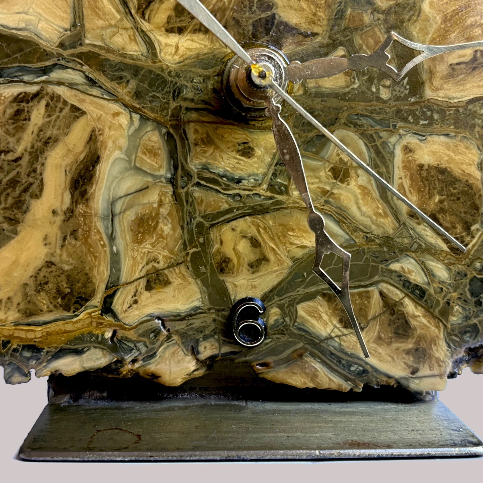 Mid-Century Vintage Brutalist Agate Stone Slab Mantle Clock, 10″ – Works Great!