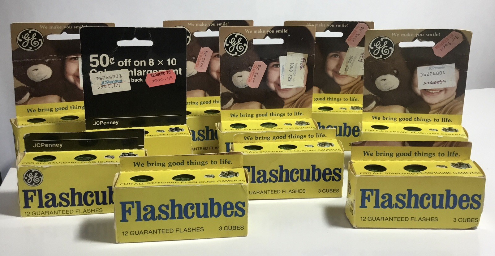 Flash Cubes, GE Lot of 10 boxes, 30 Cubes Total, 120 Flashes, In Box, All Unused