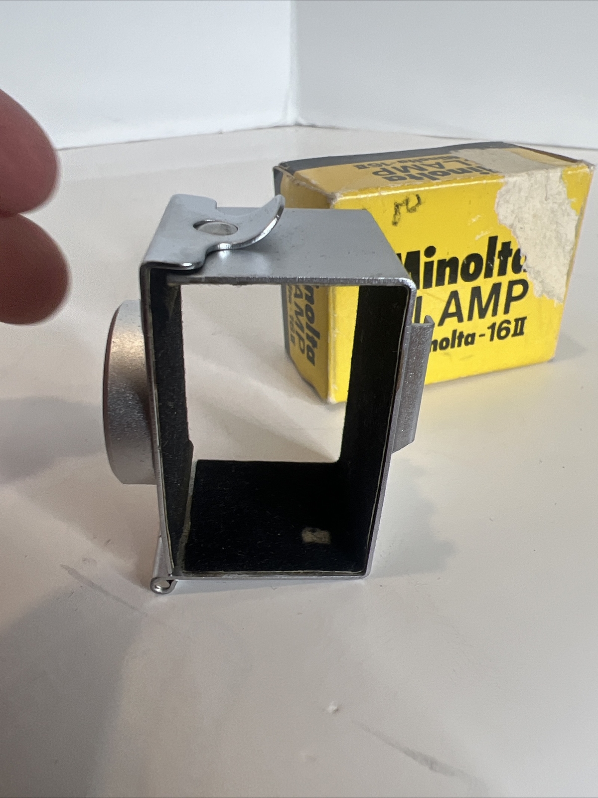 Genuine Minolta Accessory Tripod Shoe Clamp for Minolta 16 P, EE & EE II -Japan