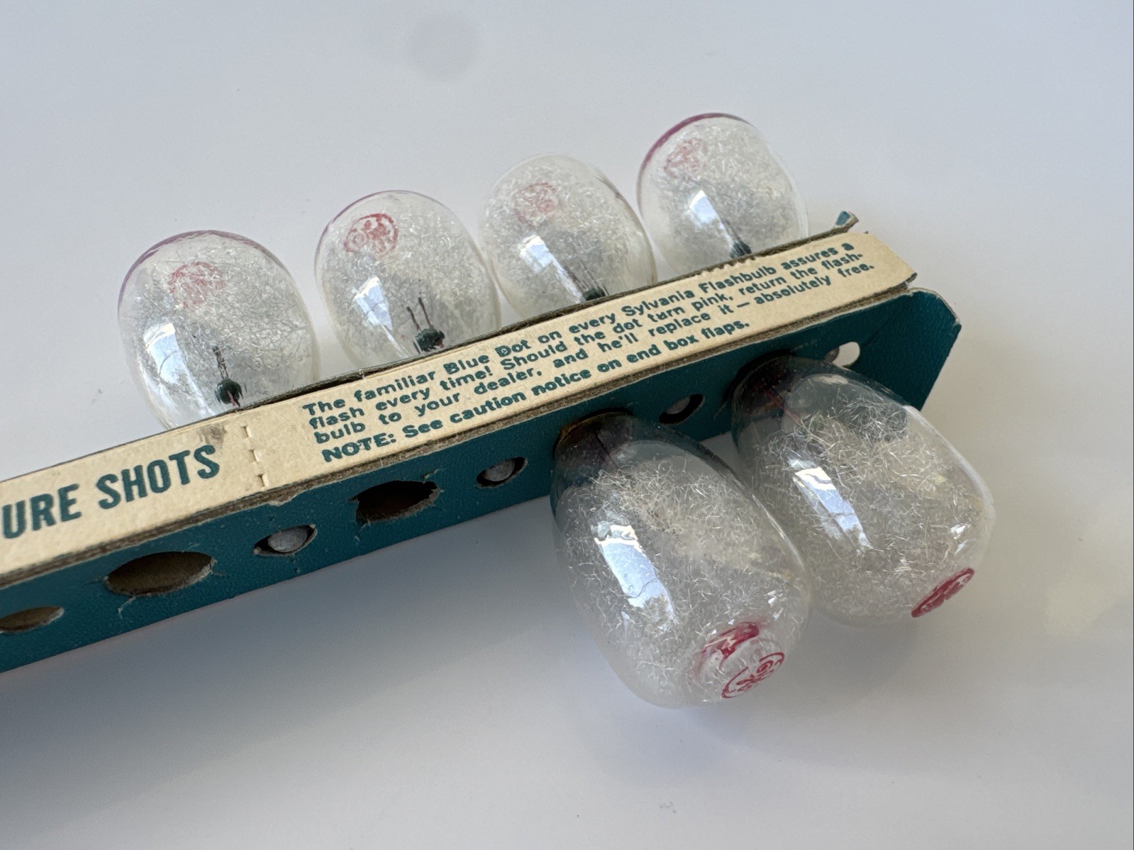 Sylvania Blue Dot Flashbulbs M3B Open Box