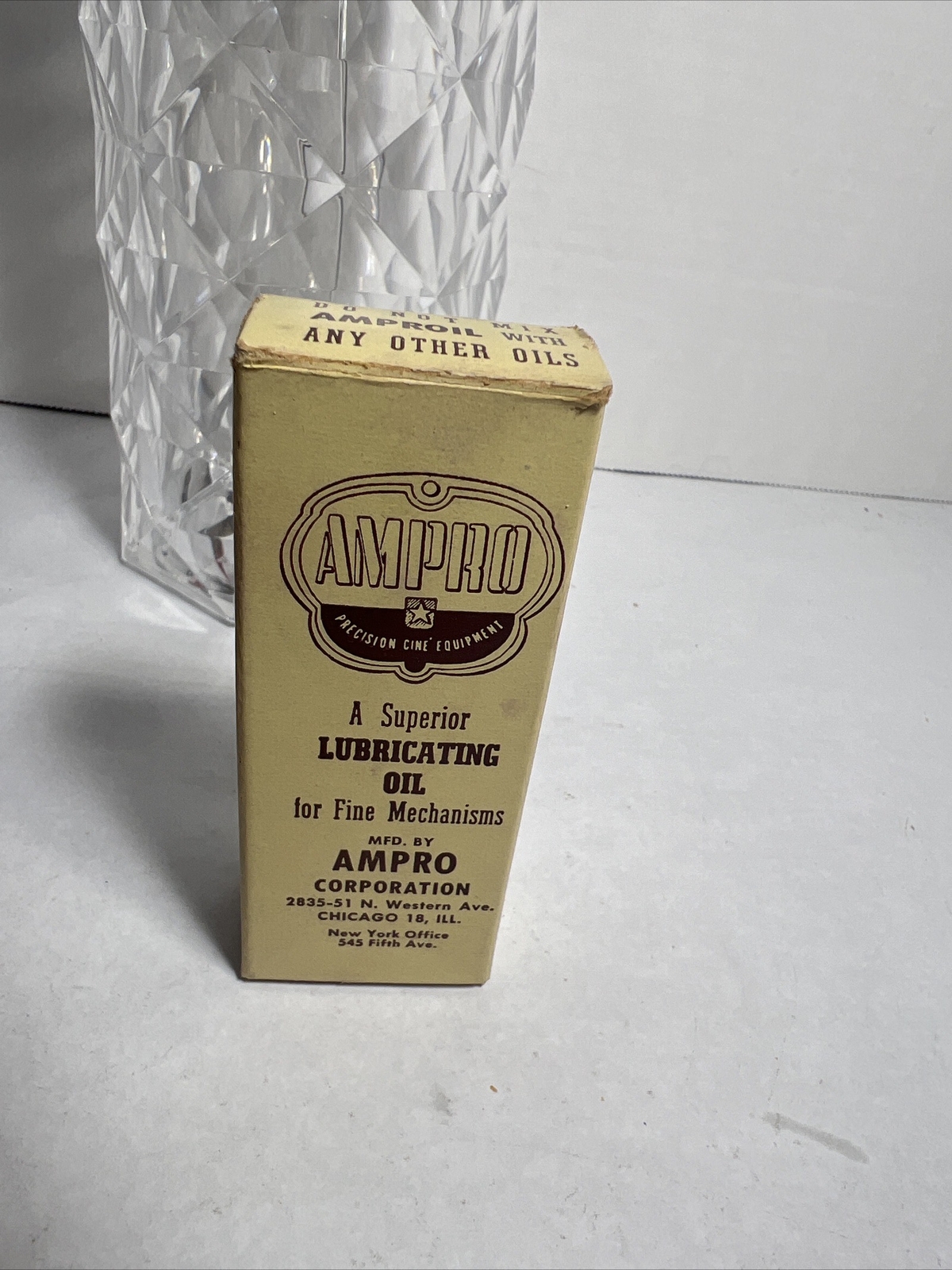 AMPRO Stylist Projector Accessory Kit: 1 Bottle Amproil, 5 Fuses w/Box NO BRUSH