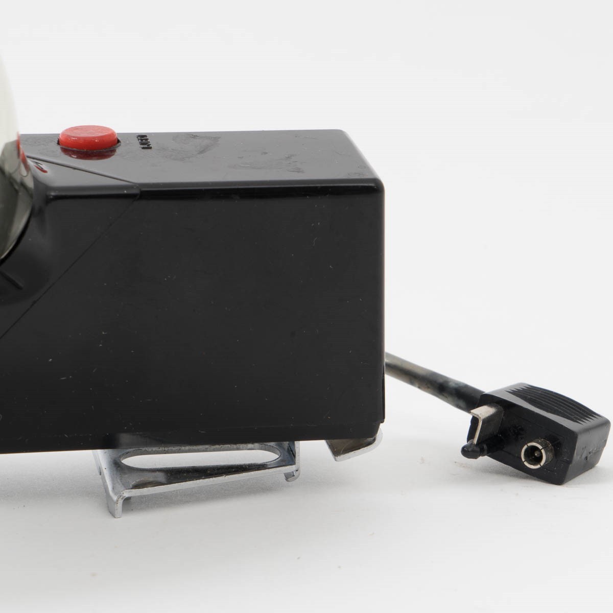 Polaroid Flashgun #268, Close-Up Kit #583, and Potrait Kit #581 for Land Use 340