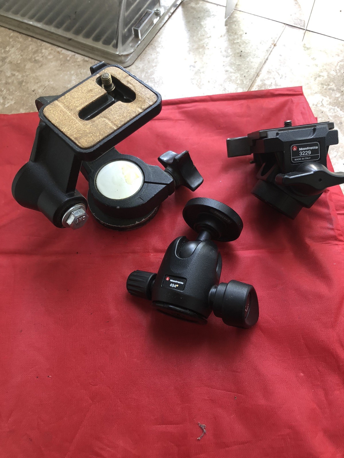 Manfrotto 494 ,3229 Snd More Tripod head Lot