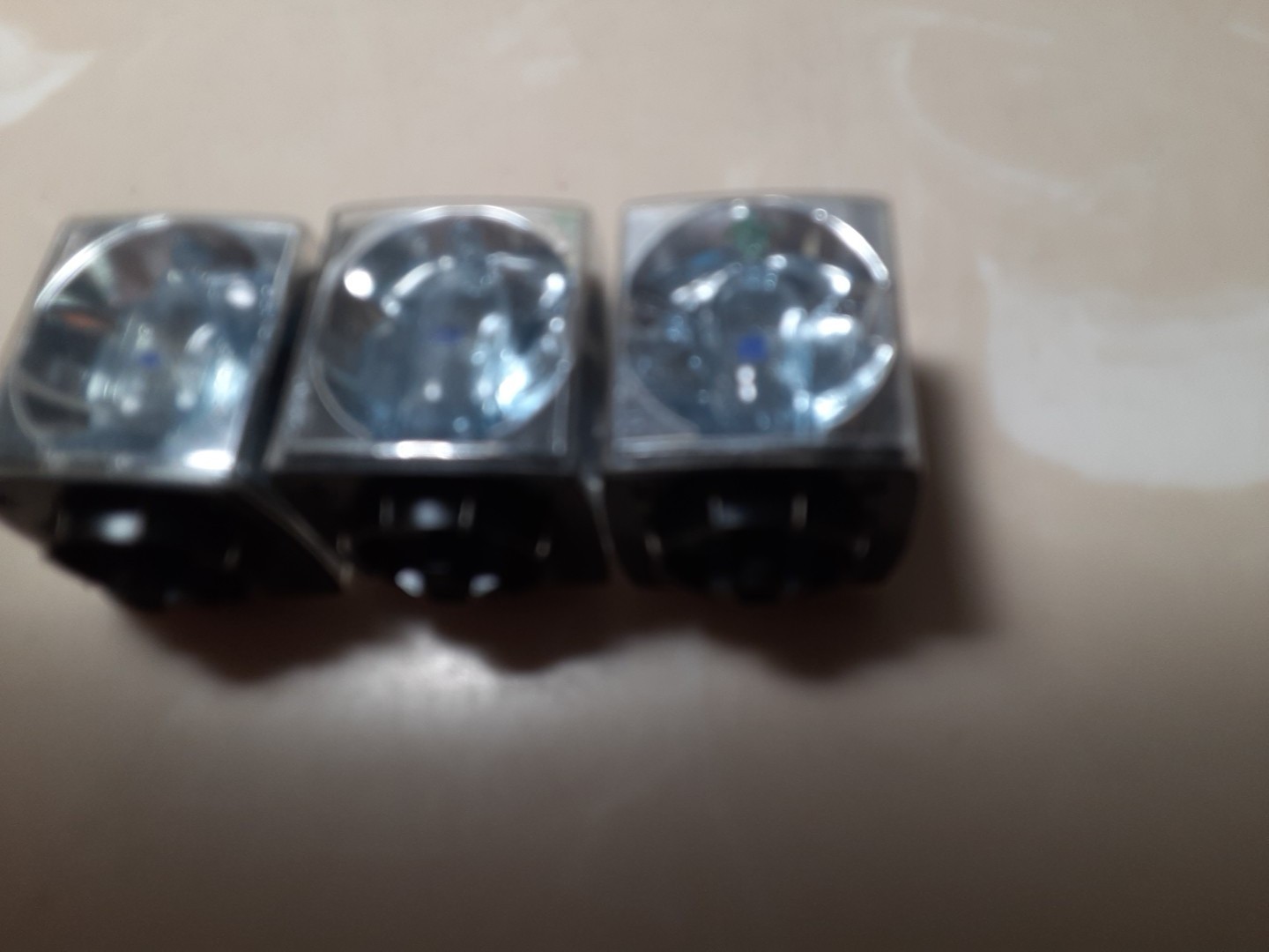 3 packs Vintage Sylvania Blue Dot Flashcubes in original boxes w/3 unboxed cubes