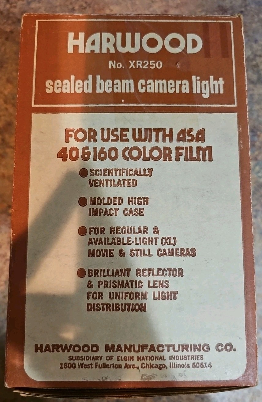 Harwood XR250 Sealed Beam Camera Light For Use With ASA 40 & 160 Color Film