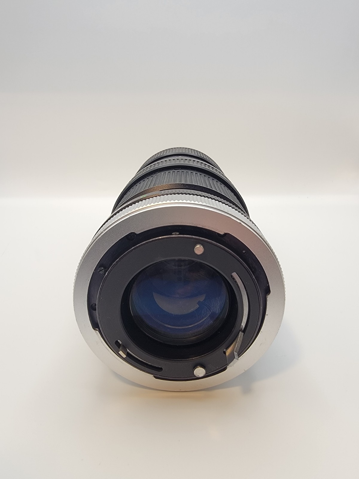 Vivitar 75-205mm f3.8 Telephoto Zoom Lens.