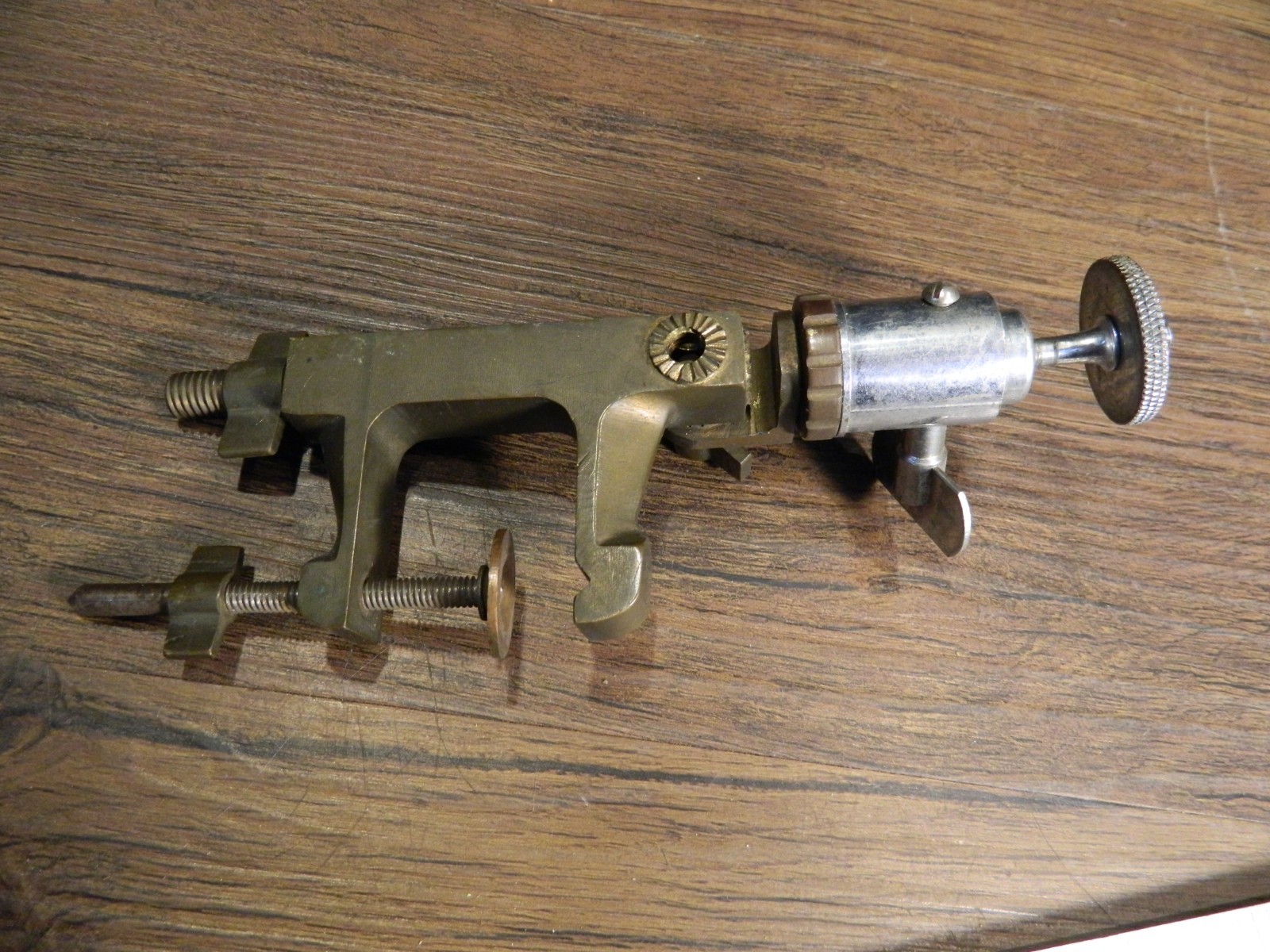 Vtg Metal Tripod Adjustable Swivel Head, Photo Video Camera, Lighting