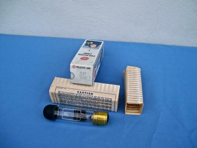 GE PROJECTOR LAMP CZF 115-120 V 500W NIB