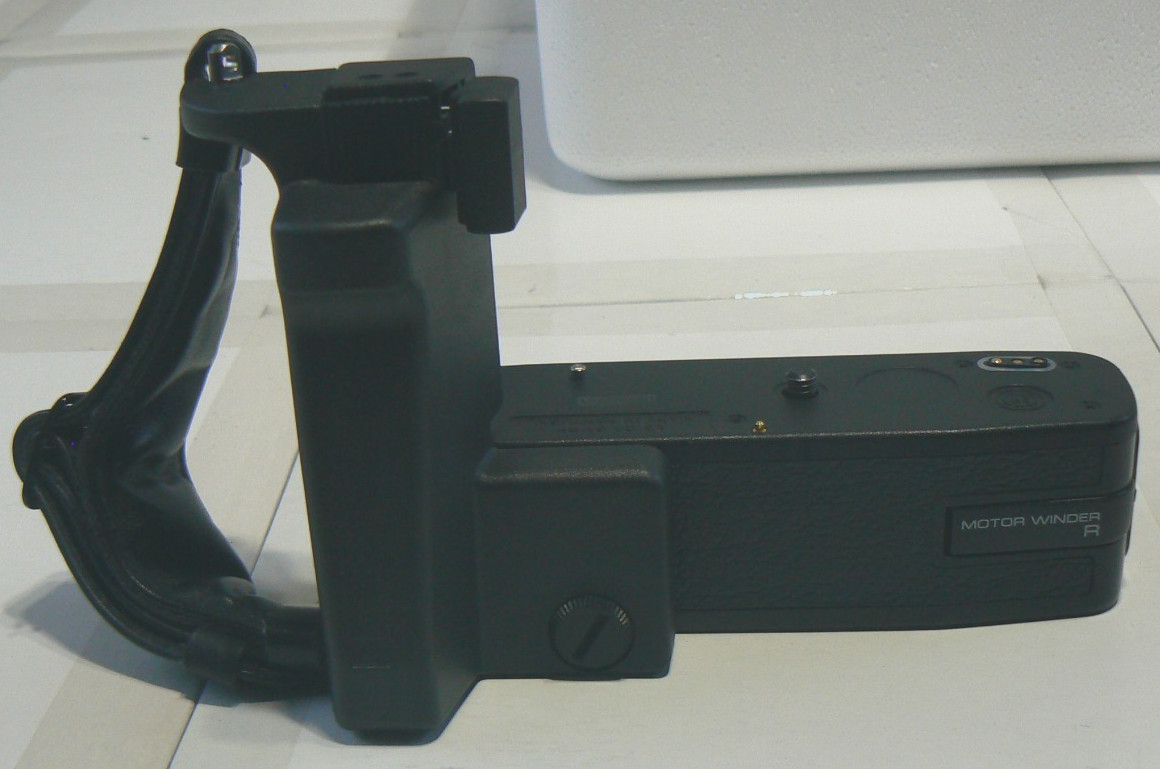 Leica Leitz Wetzlar 35mm Camera Motor Winder R & Camera Grip with Strap -VINTAGE
