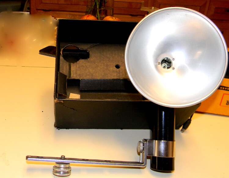 Vintage KODAK Flasholder Model B w/Bracket in Original Box – Excellent Condition