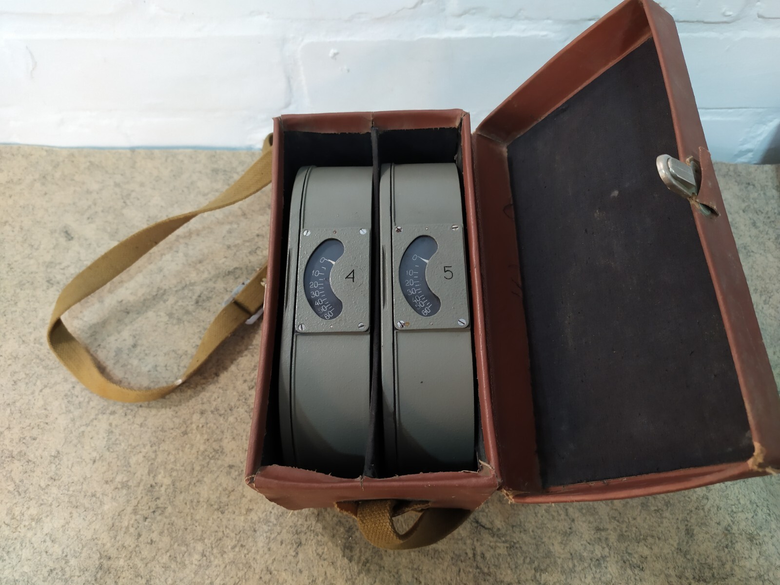 2 x Konvas Cassettes 35mm. film back holder 60m