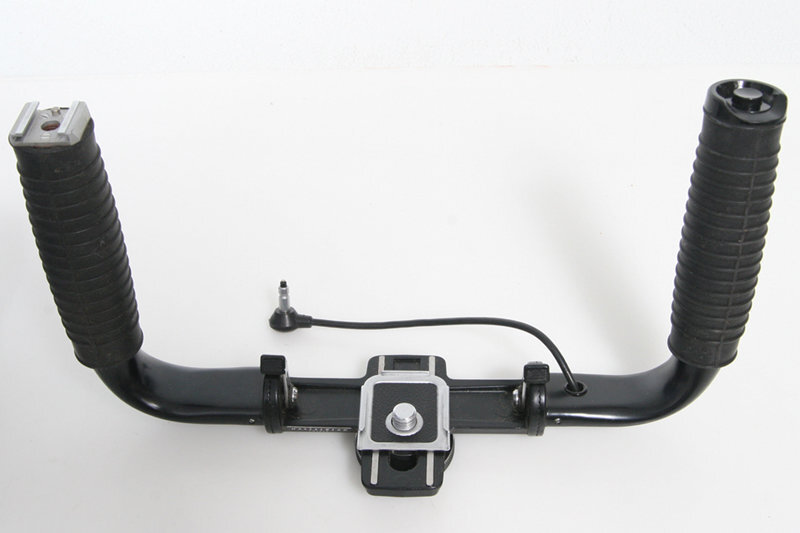 Hasselblad Flash & shutter release Camera Bracket 46132 for 500 EL and EL/M
