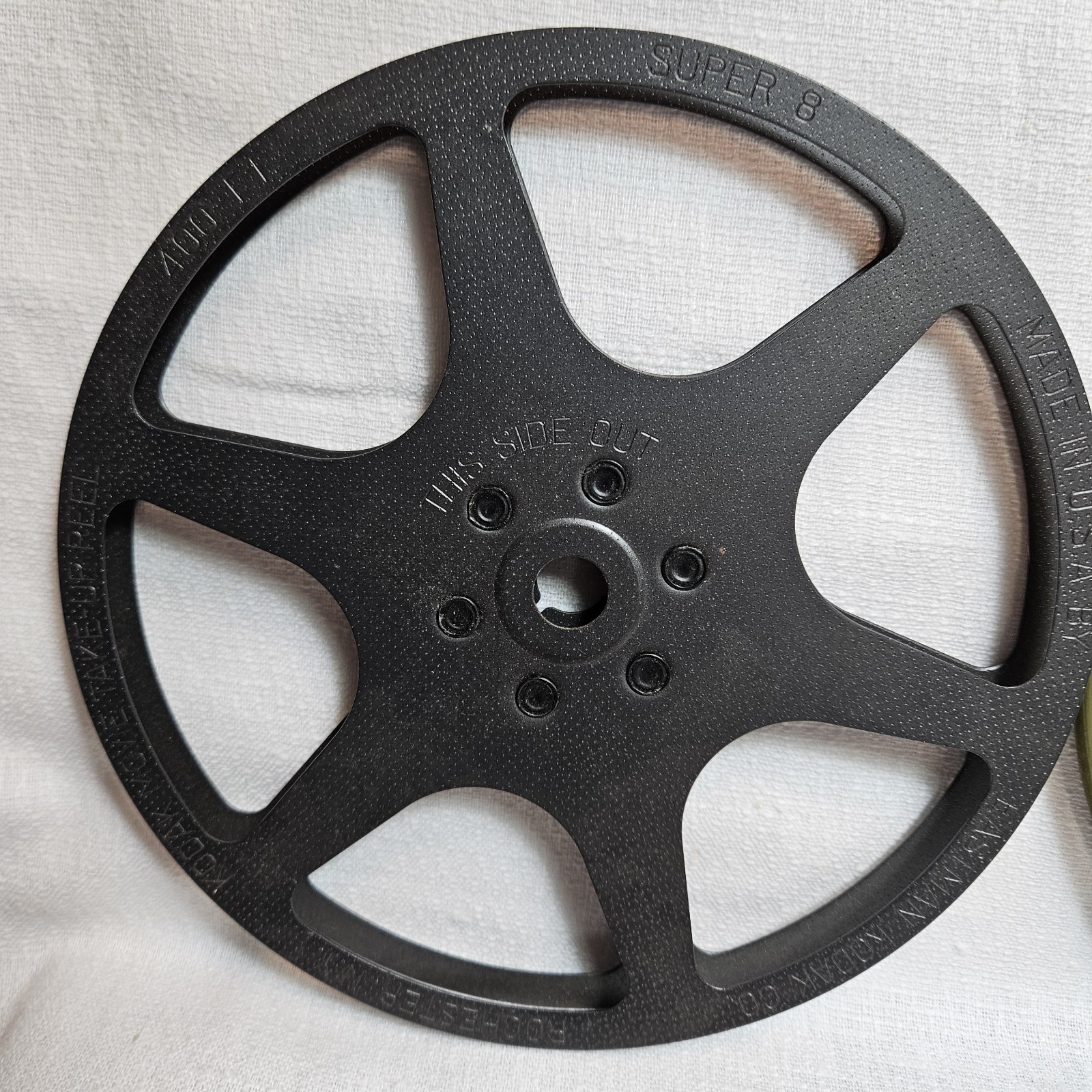 Dual 8 Movie Reels (6) • 7″ Metal Cans (4) & Reels • 8mm 400ft • Used • ’71-’79